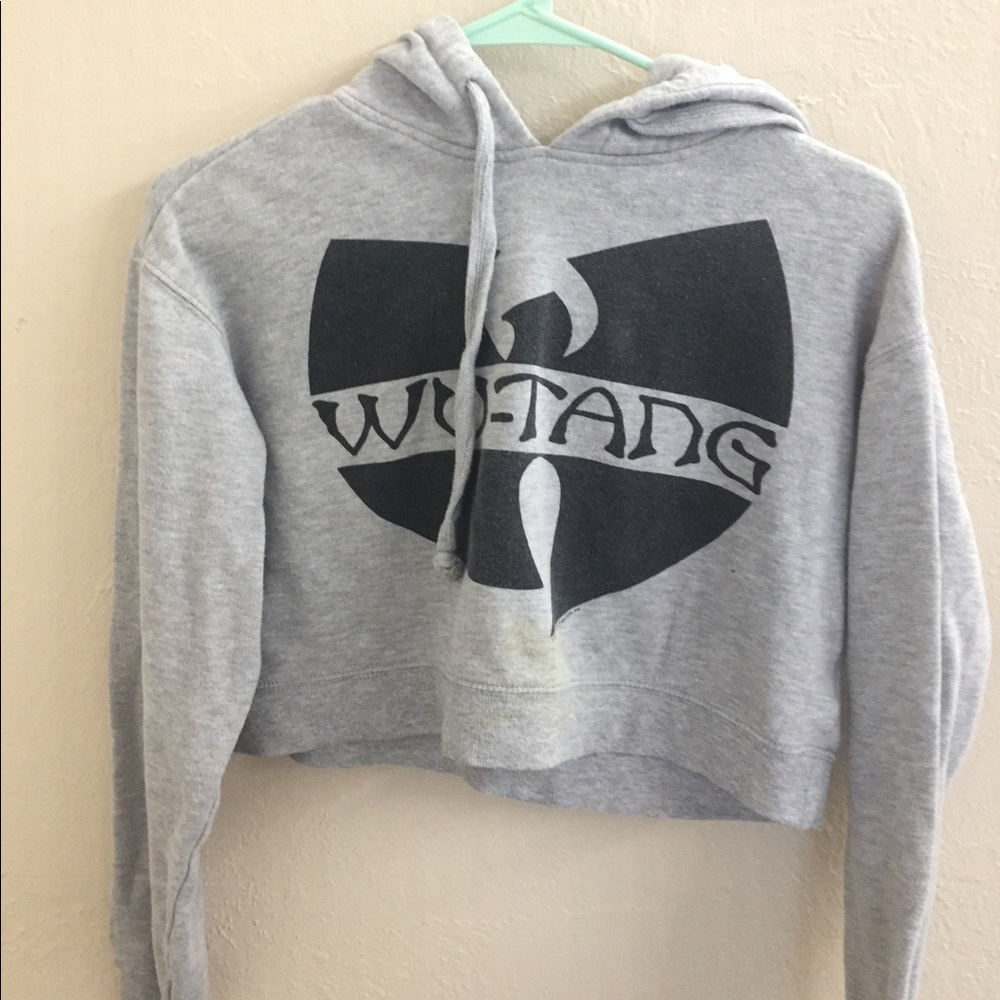 Wutang Long Sleeve Crop Top